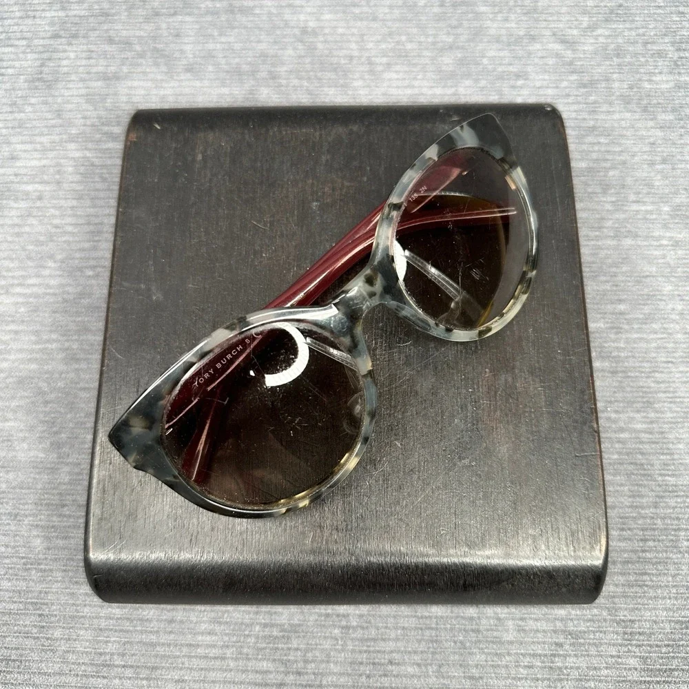 Tory Burch TY7079A Round Sunglasses Grey Marble Tortoise Red 139411 54mm
